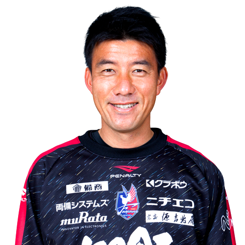 梁 圭史